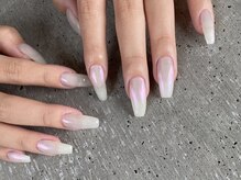 ロエン 北岡崎(ROEN)/ホワイト×オーロラ