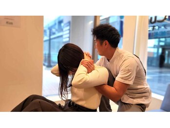 アイキュア鍼灸接骨院 Echika池袋(iCure鍼灸接骨院)/反り腰*猫背等姿勢改善!猫背矯正