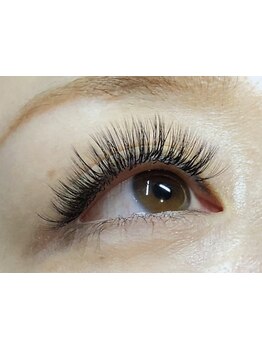 ボリュームのある目元にしたい