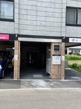 アンプ(amp)/店舗正面