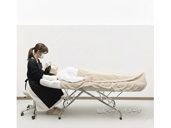 まつげエクステ専門店 キー(kiy)/リラックスできるフラットベッド