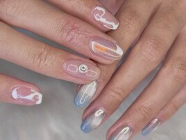 個性派ちぐはぐネイル