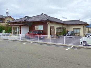 ソワカ(SOWAKA)/駐車場は店舗入り口の裏側です！