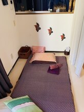 ギンナリー/施術スペース(明るくした様子)