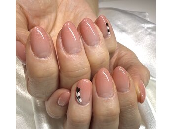 ラルーン 国母店(La lune)の写真/《月～木・土曜日は19時、金曜日21時まで営業◎》シンプルネイルはLa　lune 国母店にお任せ♪