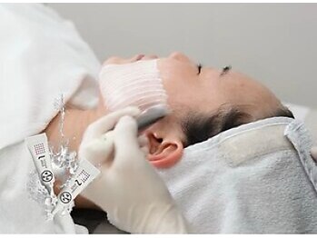 ルナビューティー 赤坂(LUNA beauty)の写真/【赤坂駅2分★女性専用】話題のプラピール＆天然ハーブピーリングで効果絶大♪ハリツヤ80％UP!