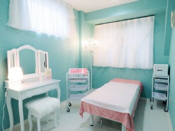 サラエクセレント 新宿(SARA EXCELLENT)/お部屋（D）《バストアップ》