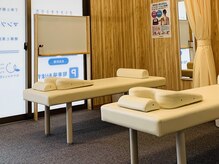 泉中央みなみ整骨院/施術ベッド