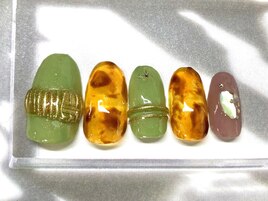 秋カラーアクセサリーみたいな。
