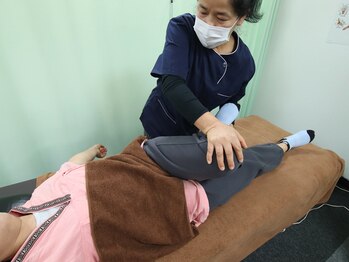 くぼみ整骨院 新大久保店/