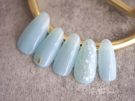 涼しげなシェルネイル
