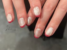 シー(SHE)/カラーフレンチ