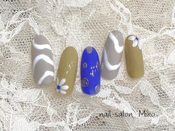 ミコ(Miko)/6月定額デザイン ¥7,700