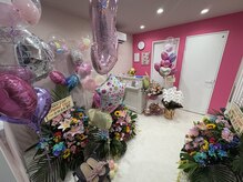 ニコラッシュ(NICO LASH)の雰囲気（素敵なお花にバルーン、お菓子やお祝いもありがとうございます♪）