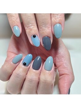 ネイルアンドまつげエクステ専門サロン スリー(THREE)/スモーキーネイル