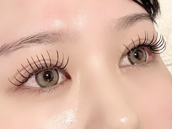 リュイール(LUIRE)の写真/次世代マツエク【LEDラッシュ/バインドロック】持続力に自信あり！最新技術のアンドヘルシーも導入◎