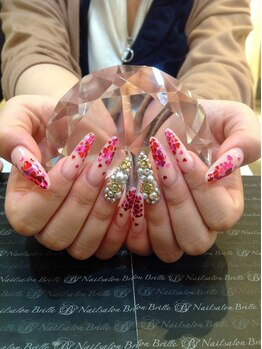 エスフィーネイルサロン ブリーユ(Esfy nailsalon Brille)/ハートホロネイル