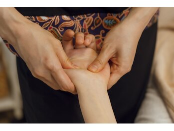 サロンドエンガワ(Salon de ENGAWA)/ハンドセラピー