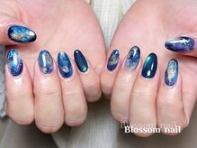 ブラソンネイル(Blossom nail)の雰囲気（季節やトレンドに敏感なデザインで華やかな指先に♪）