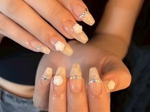 ジュエル(Jewel.)/レース柄×バラネイル