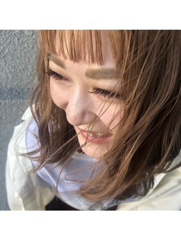 リタ チュウオウバシ(LiTA.chuo-bashi)の写真/【まつげのお悩みお任せ☆】夏の湿気に負けない！下がりにくさ＆圧倒的キープ力◎LEDマツエク100本￥6,600