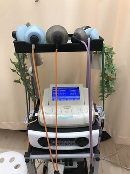 おなが那覇整骨院/ハイボルテージ電気療法