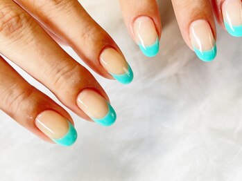 ネイルサロン イントゥ(into_)/グリーン　フレンチ