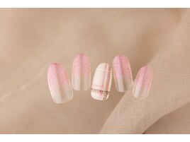 チェック柄×フラッシュネイル