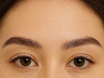 ピンクラッシュ(PINK LASH)の写真/【トレンド眉へ】黄金比×骨格似合わせ◎垢抜け美眉スタイリング♪まつパ・エクステとセットで華やか目元に