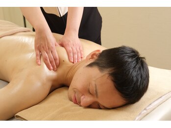 プラティナス あべの店(PLATINAS)/アロマトリートメント男性・背中