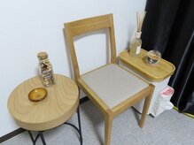 リラクゼーション整体 上山の雰囲気（まずはお席について一息入れましょう。ご希望の方は飲み物も。）