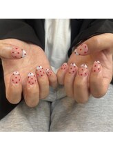 Mネイルアンドカフェ シェレステ/ドットネイル