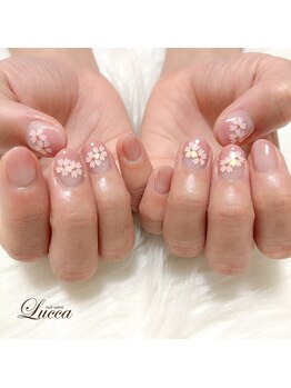 ルッカ(Lucca)/桜ネイル