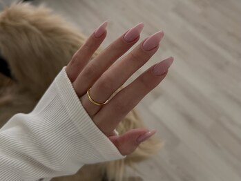 nestの写真/シンプルから最旬トレンドまで大人可愛い綺麗めネイルを叶える★上品ワンカラーもお任せ！キッズスペース有
