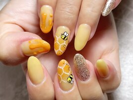 ハチミツネイル