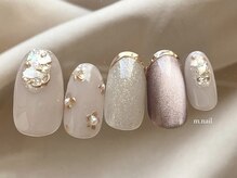 エムドットネイル 池袋(m.nail)/ベージュニュアンスとお花アート