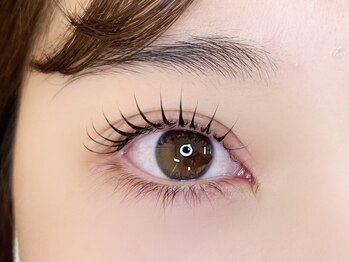 ブレア 射水小杉店(BLEA)の写真/自まつ毛を活かしたナチュラルなデザインが得意♪大人気パリジェンヌもぱっちり!時短メイクにも最適◎