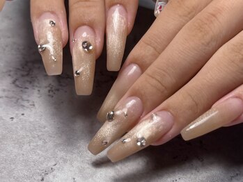 アート ネイルズ サカイ(art nails)の写真/推し活に☆細かいアート~ワンホン系までお任せ♪貴方のご希望に最大限お答えします!カラーやパーツも豊富◎