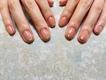 サロン ド リス(salon de LYS)/ゴールドスキニー