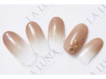 ラルナ ネイルアンドアイラッシュサロン(LA LUNA nail & eyelash salon)/24年10月11月◇定額ナチュラル◇