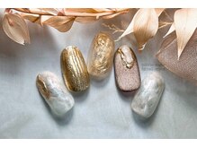 バブル シュガー バイ ネイルクローネ(bublle sugar by.nail crone)/ゴールドニュアンスネイル♪