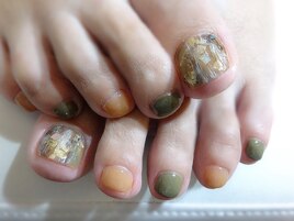 秋カラーフットネイル♪