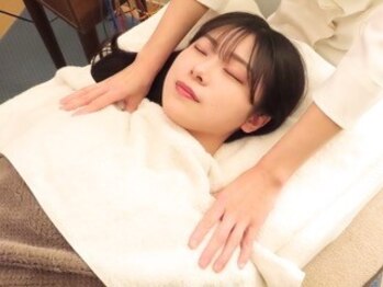 ルリアン(LE LIEN)の写真/【結果にこだわる実力派サロン】"首肩ほぐし+美容鍼灸"でお悩みを徹底ケア★人気のドライヘッドスパ付き♪