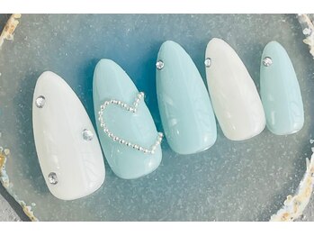 定額シンプル大人上品ネイル