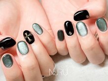 ヌル ネイル 新宿(NURU NAIL)/ブラック/モード系/マグネット