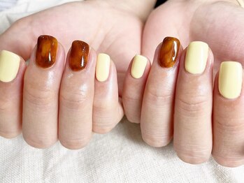 美しい秋色ネイル