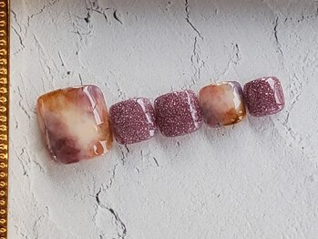 フットネイル・定額8000円