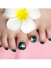 リマ(Lima)/夏のフルーツフットネイル