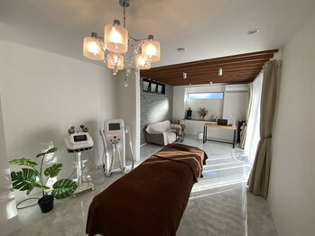 トゥジュール(Toujours)