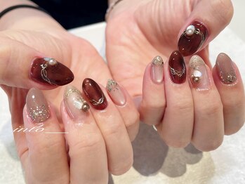 ネイルサロン イントゥ(into_)/ブラウン マグ ミラーアート